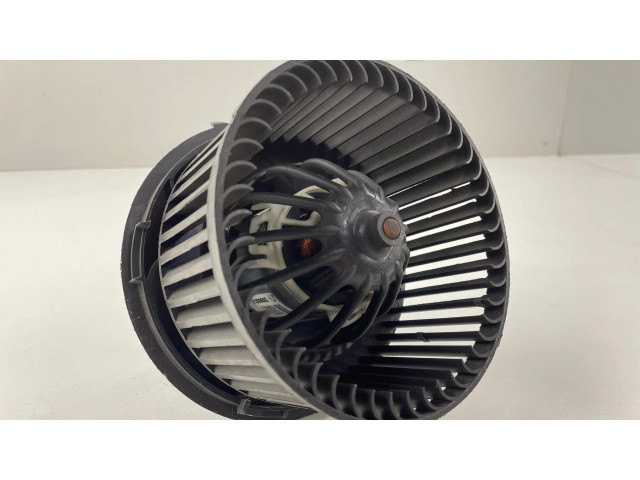 Вентилятор печки Dacia Logan I