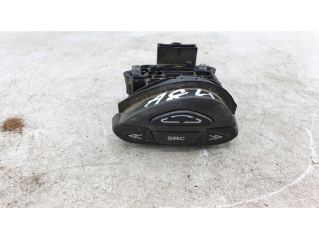 Мултифункционный включатель управления / ручка