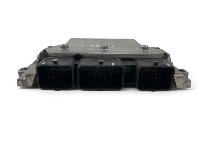 Блок управления двигателем Блок управления 30788961   Volvo C30