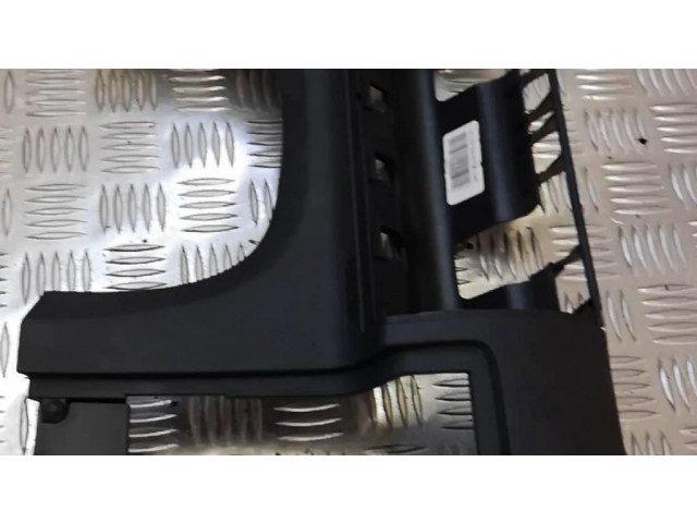 Отделка внутренней панели