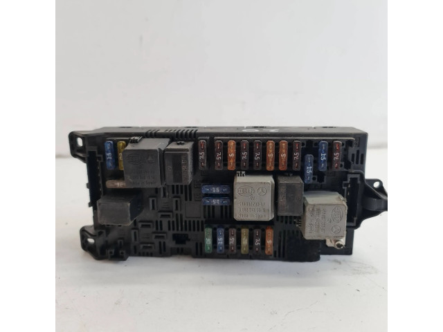 Блок предохранителей  2115453101, 00007165A22   Mercedes-Benz E W211    