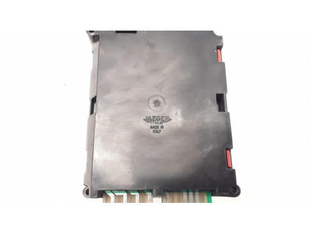 Комплект блоков управления TRG96686, WR4C07 Maserati 228