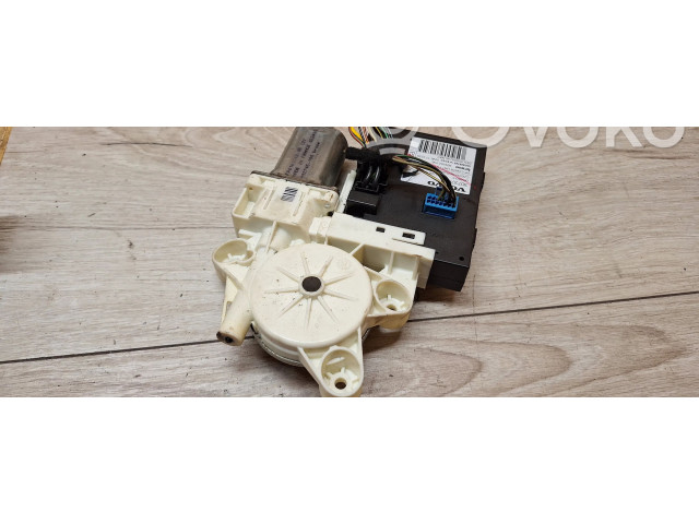 Поршень Передний комплект электрического механизма для подъема окна  30737681  Volvo V50  