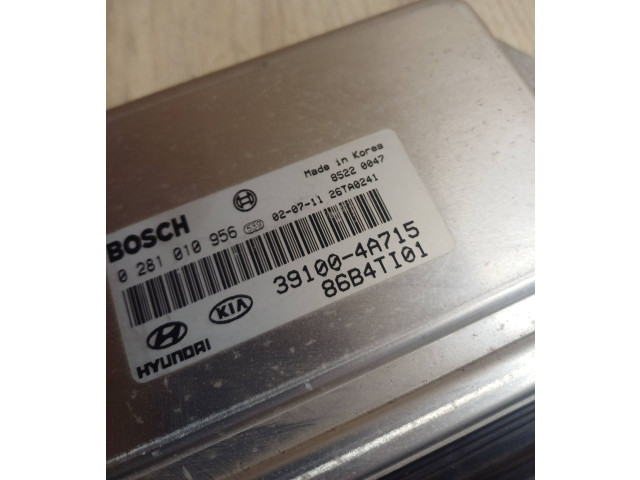 Блок управления двигателя 9450100100, 82480J7060   KIA Ceed