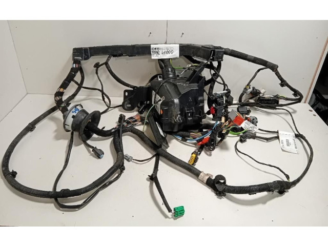 Блок предохранителей DV6FD   Peugeot 2008 I    