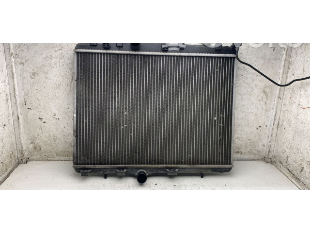 Радиатор охлаждающей жидкости     Peugeot 2008 I 2013 - 2019 года