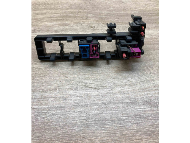 Pojistková skříňka 1K2937503A, 4B0937527 Volkswagen PASSAT B8 2015