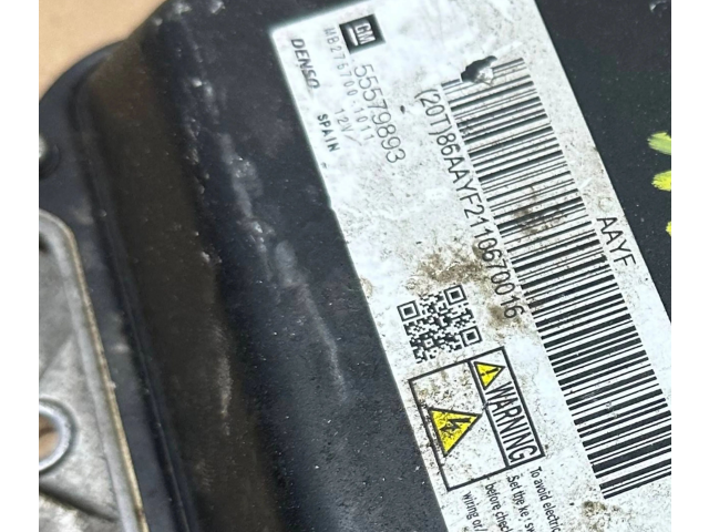 Блок управления двигателя 55579893 Opel Meriva B