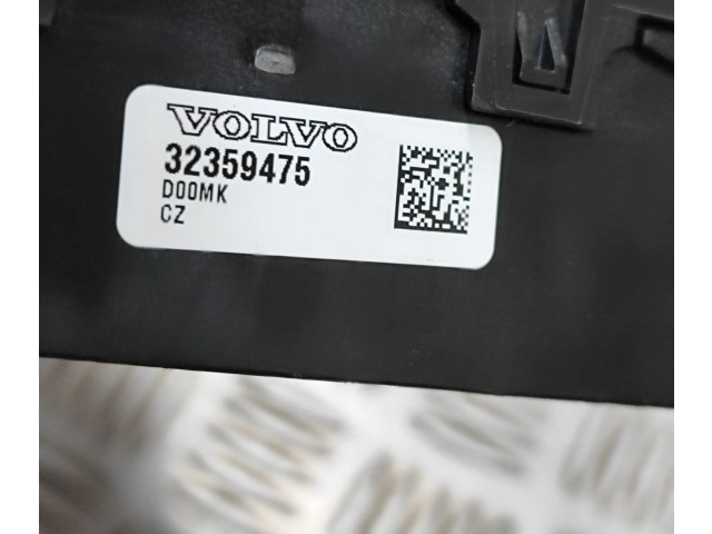 Блок предохранителей 32359475 Volvo XC40