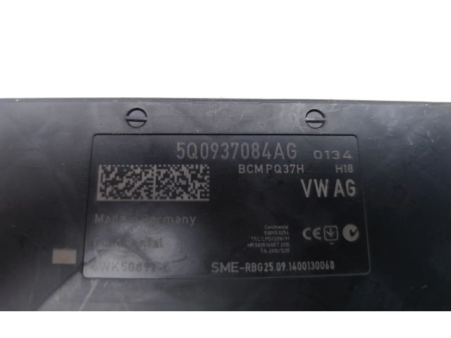 Блок комфорта 5Q0937084AG   Skoda Octavia Mk3 (5E)   