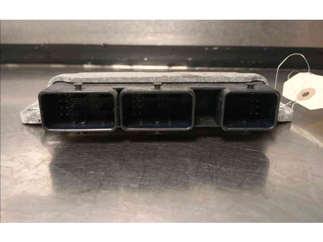 Блок управления двигателя 237103317R Dacia Logan II