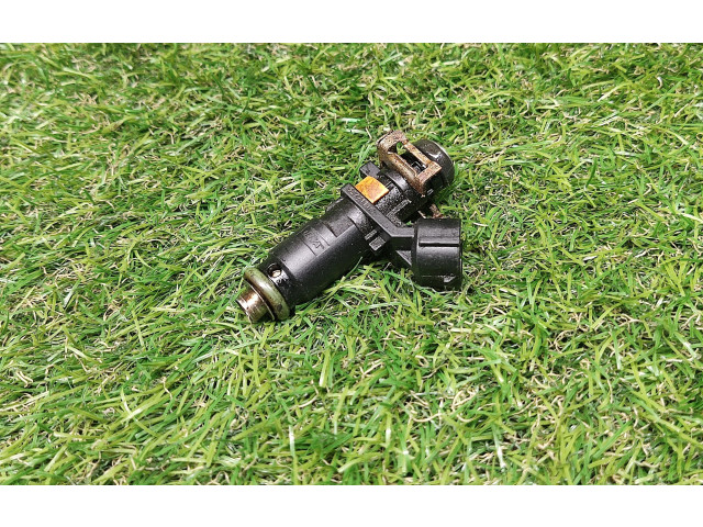 Форсунка 06A906031CP Volkswagen Jetta VI AMERICA