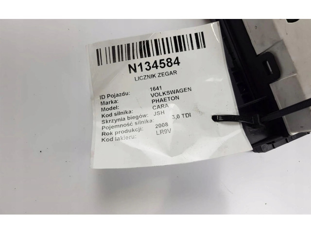 Панель приборов 3D0920885K   Volkswagen Phaeton       