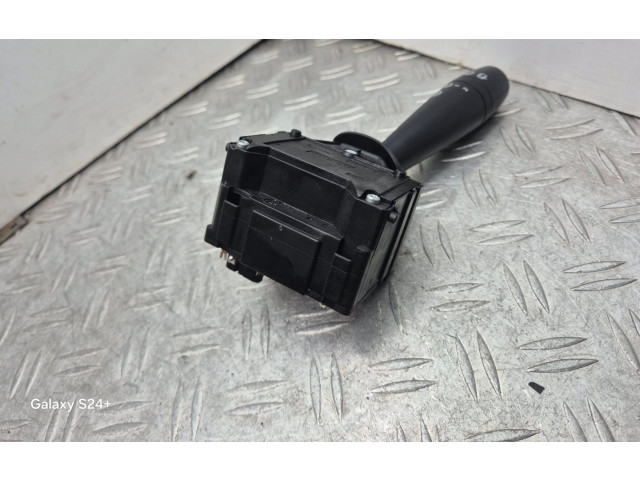 Ручка стеклоочистителей 255671274R   Dacia Sandero