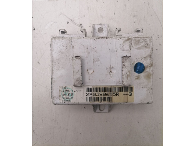 Pojistková skříňka Радио/ проигрыватель  / навигация    Renault Kangoo I 2005