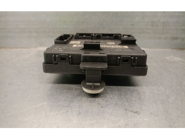 Блок комфорта 5Q0959593F Audi Q2 -