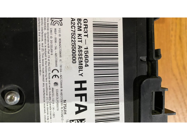 Pojistková skříňka GR3T15604, A2C7522550000 Ford Mustang VI 2017