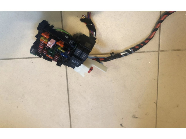 Блок предохранителей 5Q0937615C   Audi Q2 -    