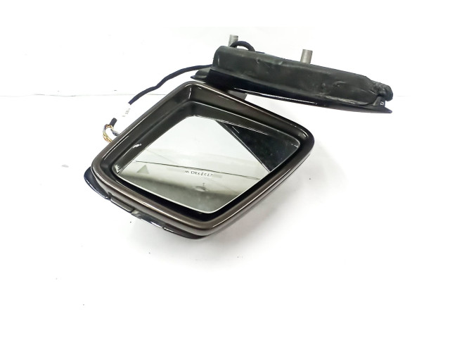 Зеркало (управляемое электричеством)