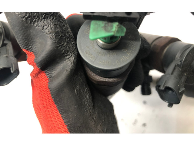 Комплект форсунок     Peugeot 2008 I   