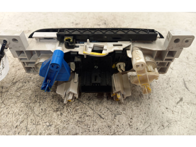 Блок управления климат-контролем 275101924R   Dacia Sandero