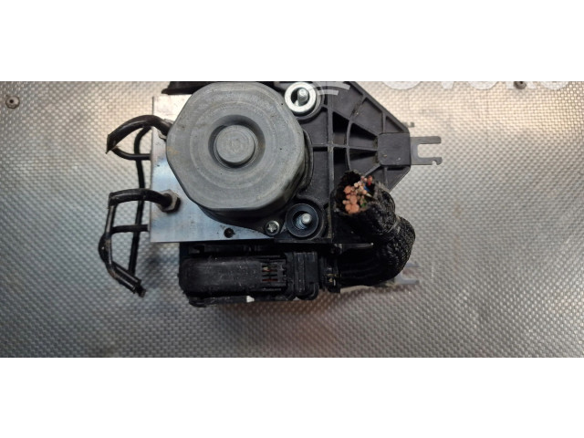 Jednotka ABS A0004312900 Mercedes-Benz GLA W156 2017