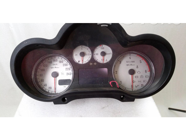 Панель приборов 110080304091   Alfa Romeo GT       