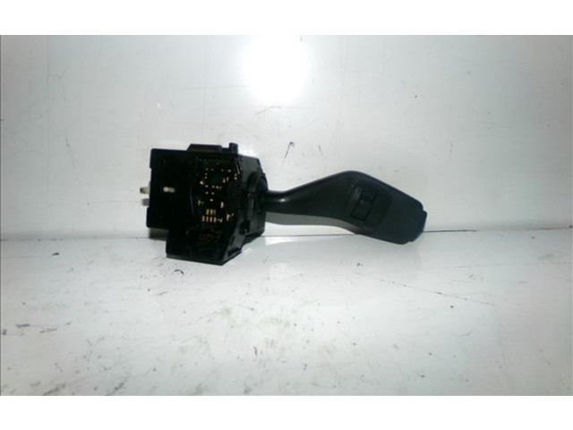 Ручка поворотов/ фонарей 17D940   Ford Focus