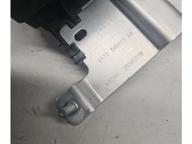 Блок предохранителей Jaguar XE