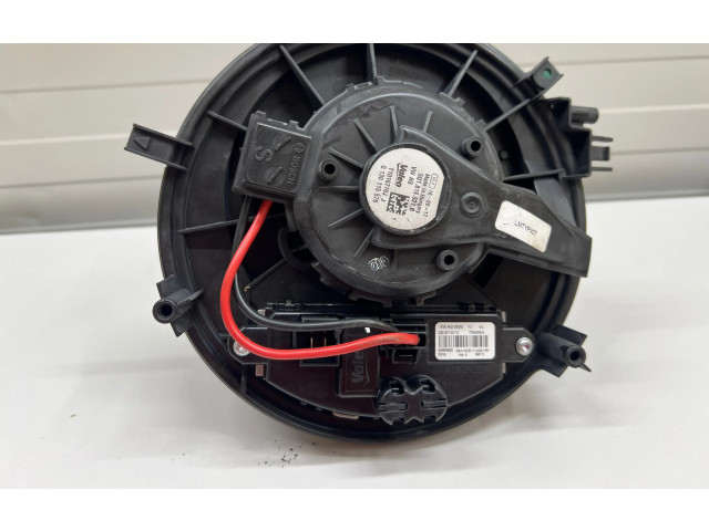 Вентилятор печки    5Q1819021B, 5q0907521c   Audi A3 S3 8V