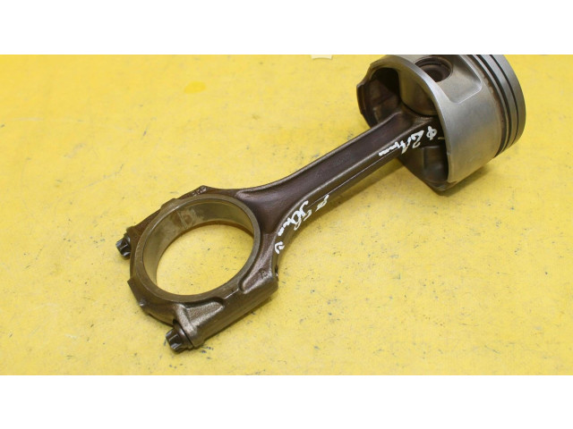 Píst Audi A8 S8 D3 4E