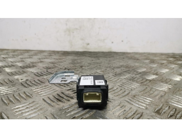 Блок управления 284T16FL0B   Nissan X-Trail T32