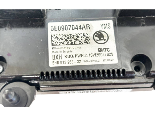 Блок управления климат-контролем 5E0907044AR, SW200202S   Skoda Octavia Mk3 (5E)