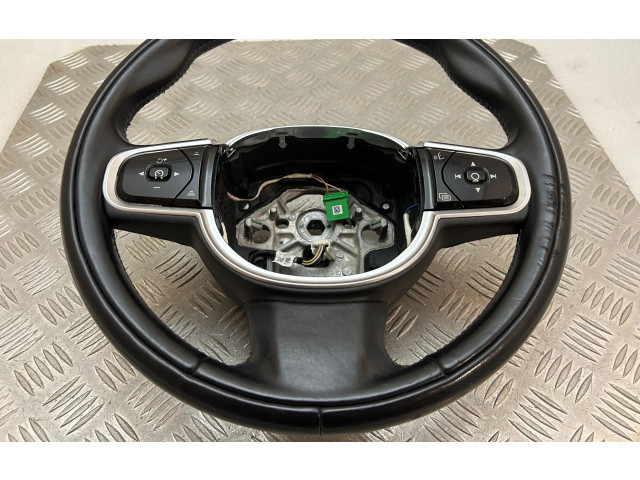 Volant Volvo XC90 2017 31407817