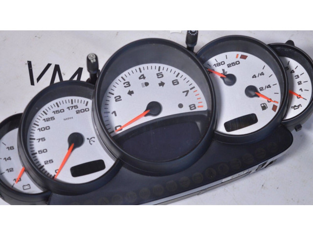 Přístrojová deska Porsche 911 996 2004 99664198173, 9966419817370C