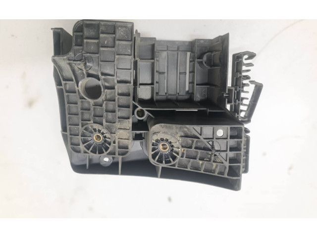 Блок предохранителей 1K0907361B Volkswagen Caddy