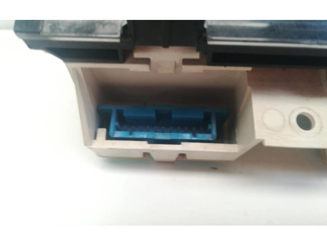 Přístrojová deska Citroen Berlingo 96136560