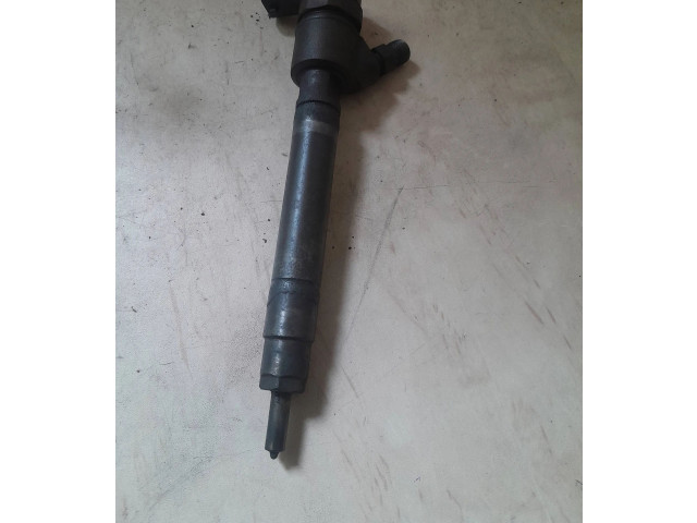 Форсунка 30777526, 445110    Volvo V70   