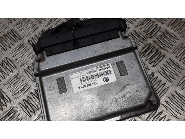 Блок управления двигателя 03D906032A, 5WP4006007 Skoda Fabia Mk1 (6Y)