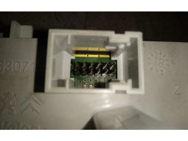 Блок управления климат-контролем 9819611577, 9819611577 Peugeot 2008 I