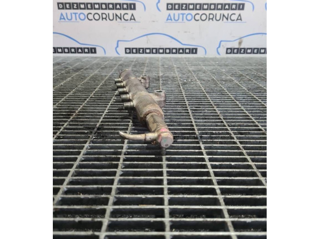 Топливная рампа Mitsubishi L200 для двигателя 4D56