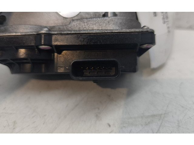 Дроссельная заслонка 8200568712    Dacia Sandero  D4F_732 