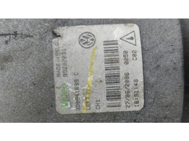 Передняя противотуманная фара