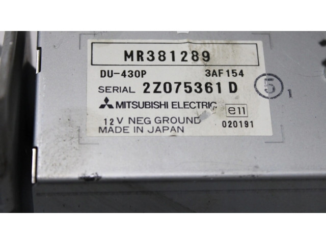 Дисплей       Mitsubishi Space Star