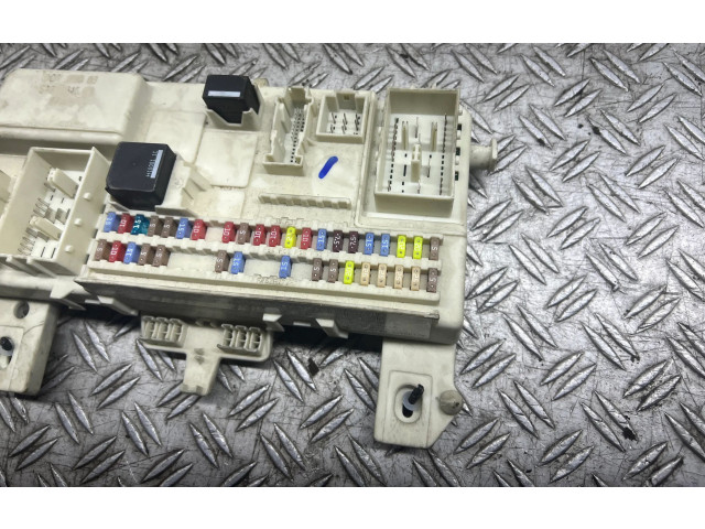 Блок предохранителей 31268178   Volvo V50    