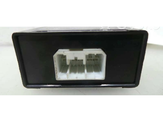 Блок управления 935713E000   KIA Sorento IV