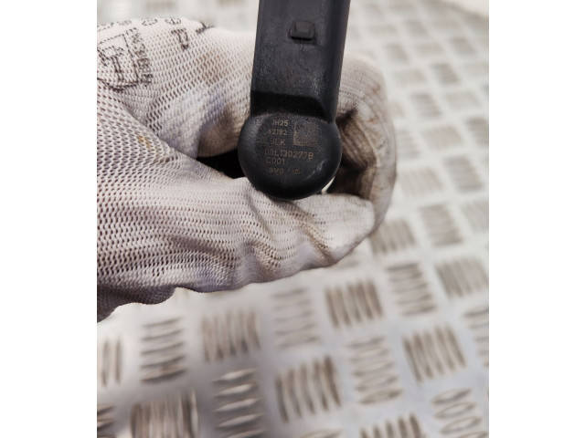 Форсунка 03L130277B    Audi A1  CAYC 