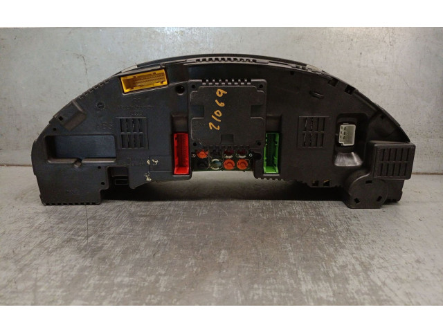 Панель приборов 4D0919033T, 4D0919881X   Audi A8 S8 D2 4D       