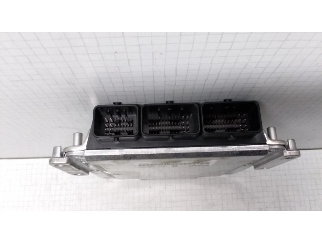 Řídící jednotka 0281011611, MR577251 Mitsubishi Space Star 2004