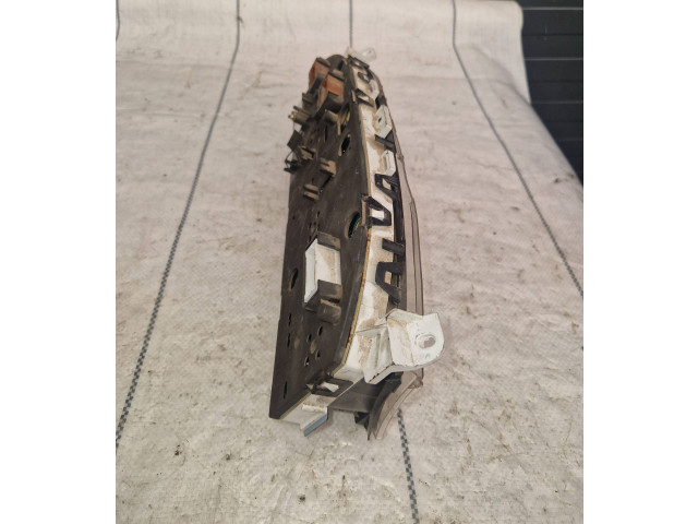 Přístrojová deska  Nissan Navara D22 2003   